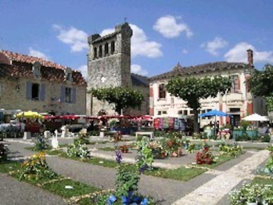 Le 7 Des Tonneliers Bed and Breakfast Castelfranc Buitenkant foto